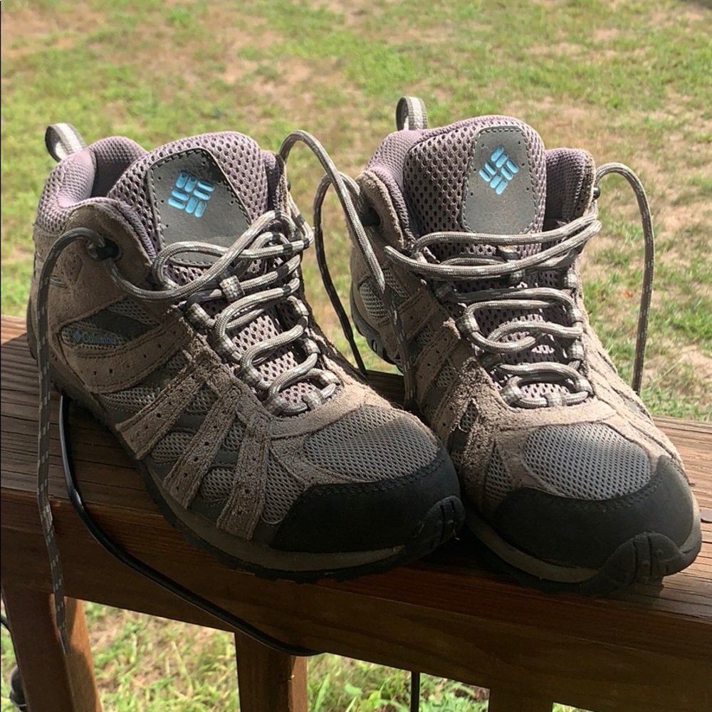 Columbia women’s hiking shoes